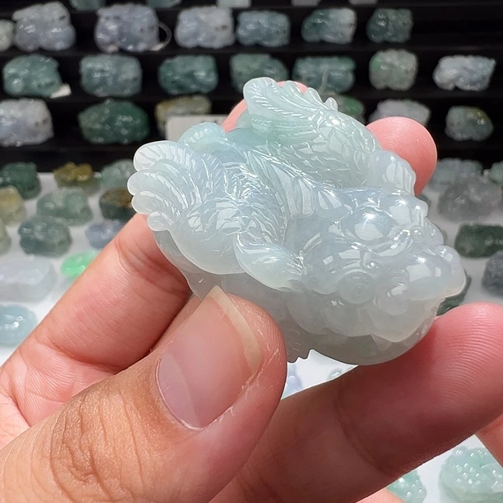 颈饰未镶嵌翡翠貔貅