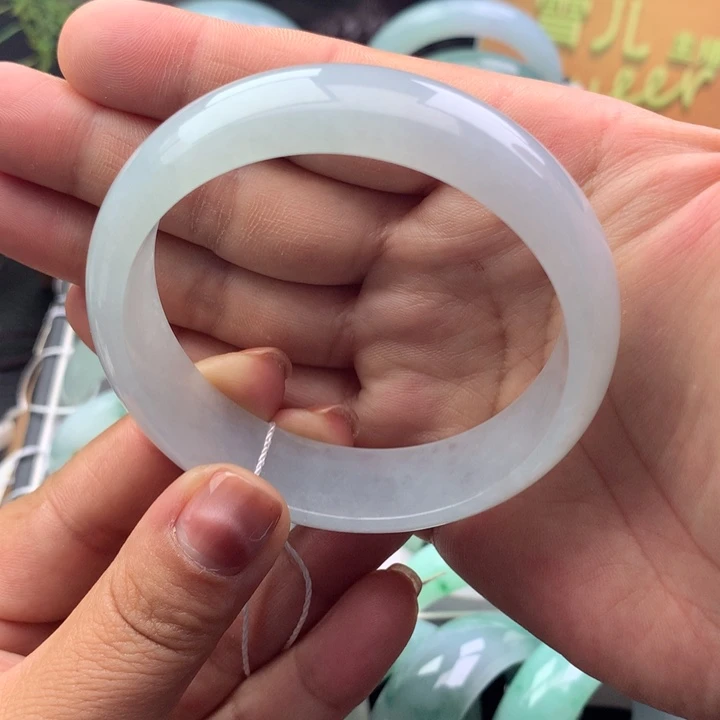 翡翠未镶嵌手镯天然翡翠手镯