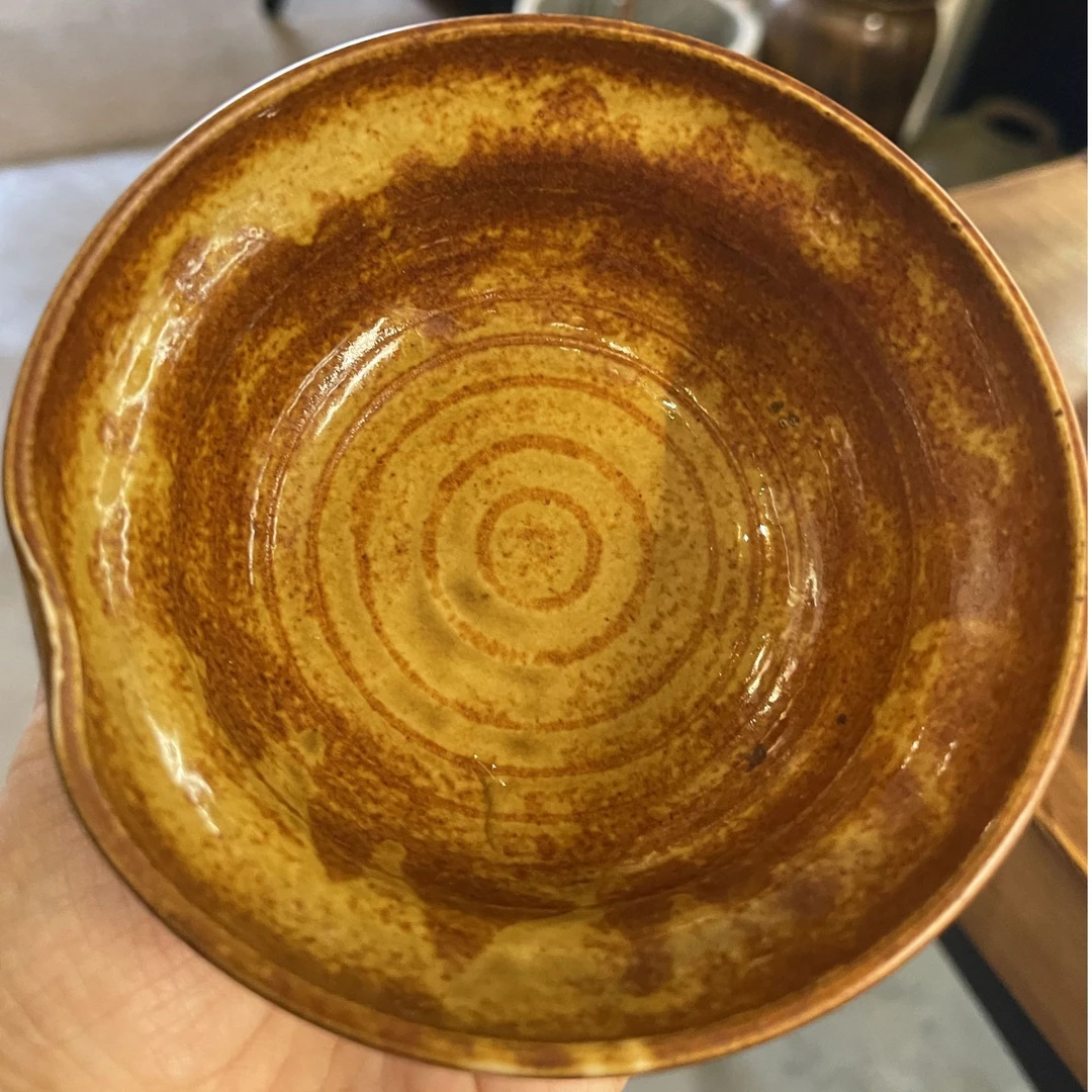 圈纹水面涟漪古色古香茶碗 吹皱一池春水