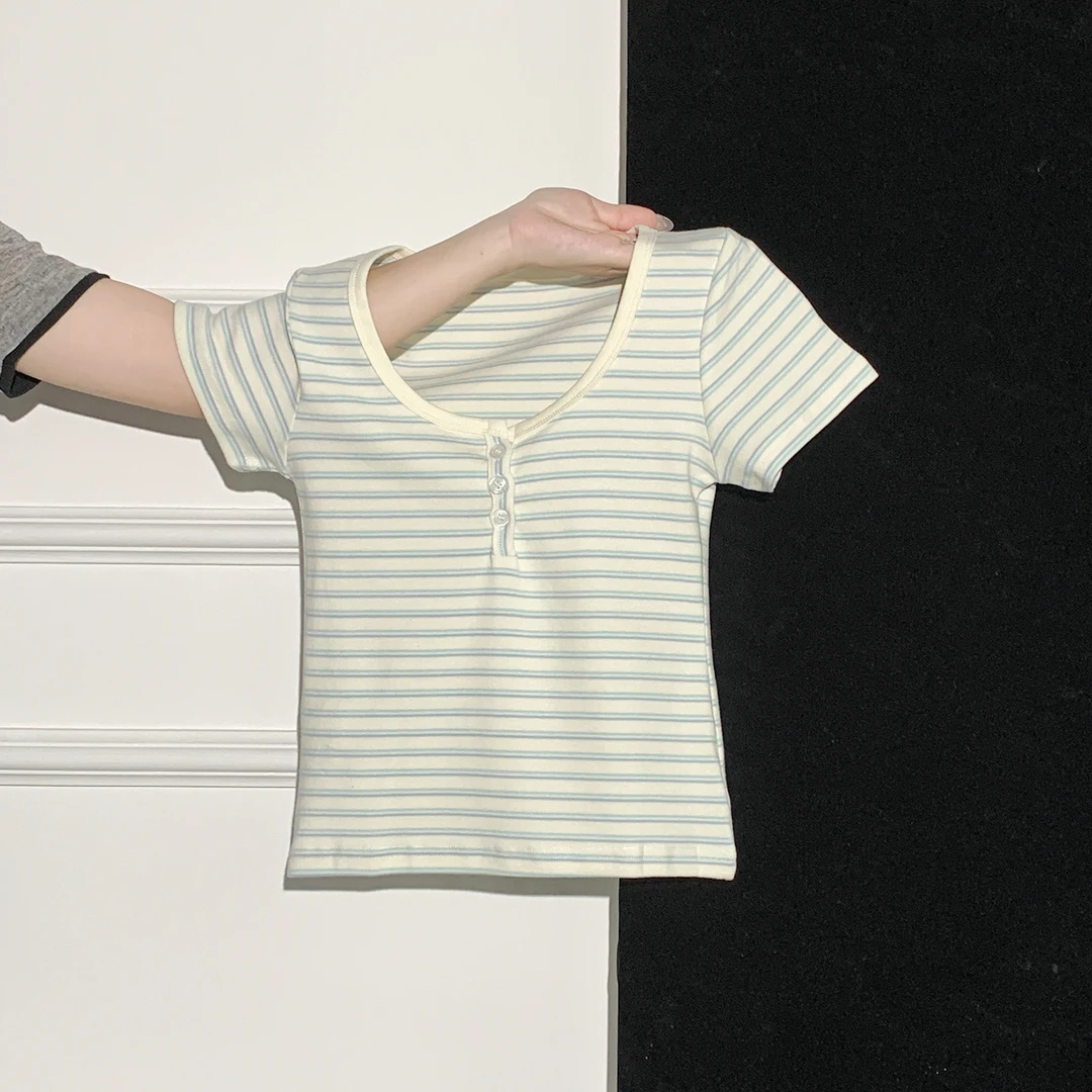 韩系风蓝白条纹撞色U领纽扣短袖T恤女2025夏季新款纽扣设计感上衣