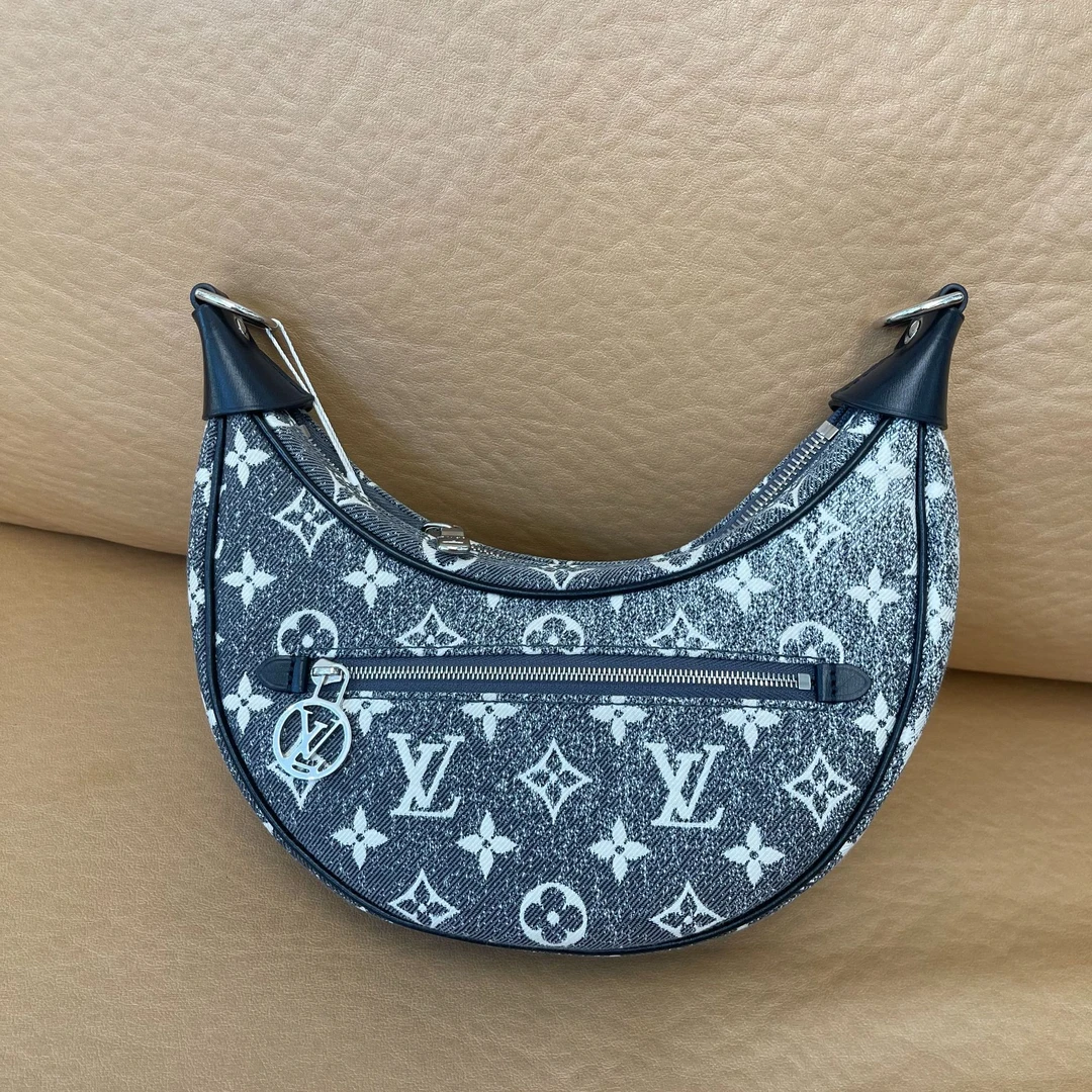 99新 LouisVuitton/路易威登 【辛河奢汇】黑色丹宁牛仔月亮斜挎包
