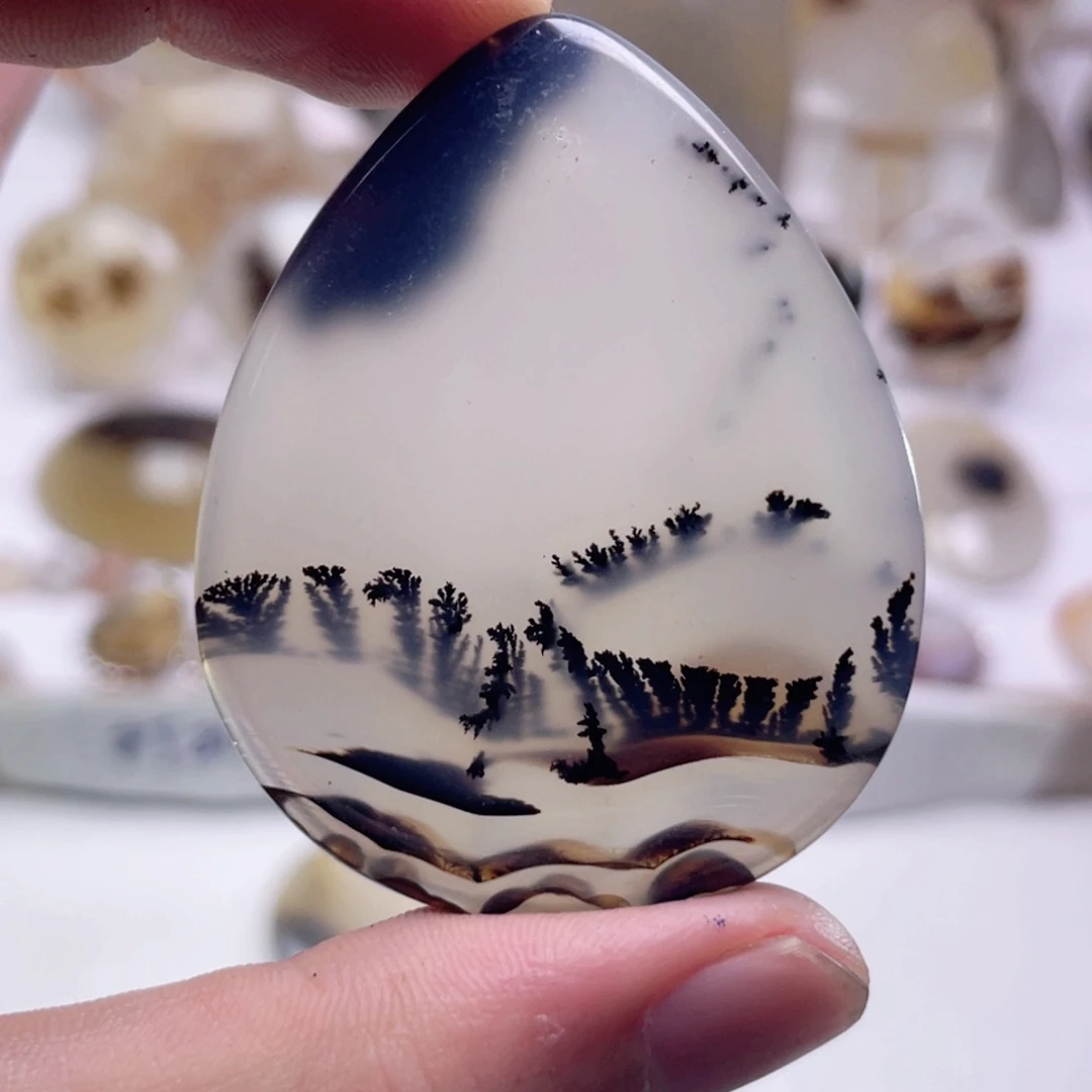 玛瑙/玉髓颈饰未镶嵌