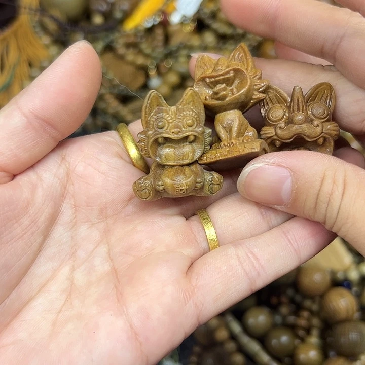 维腊木（绿檀）无事牌