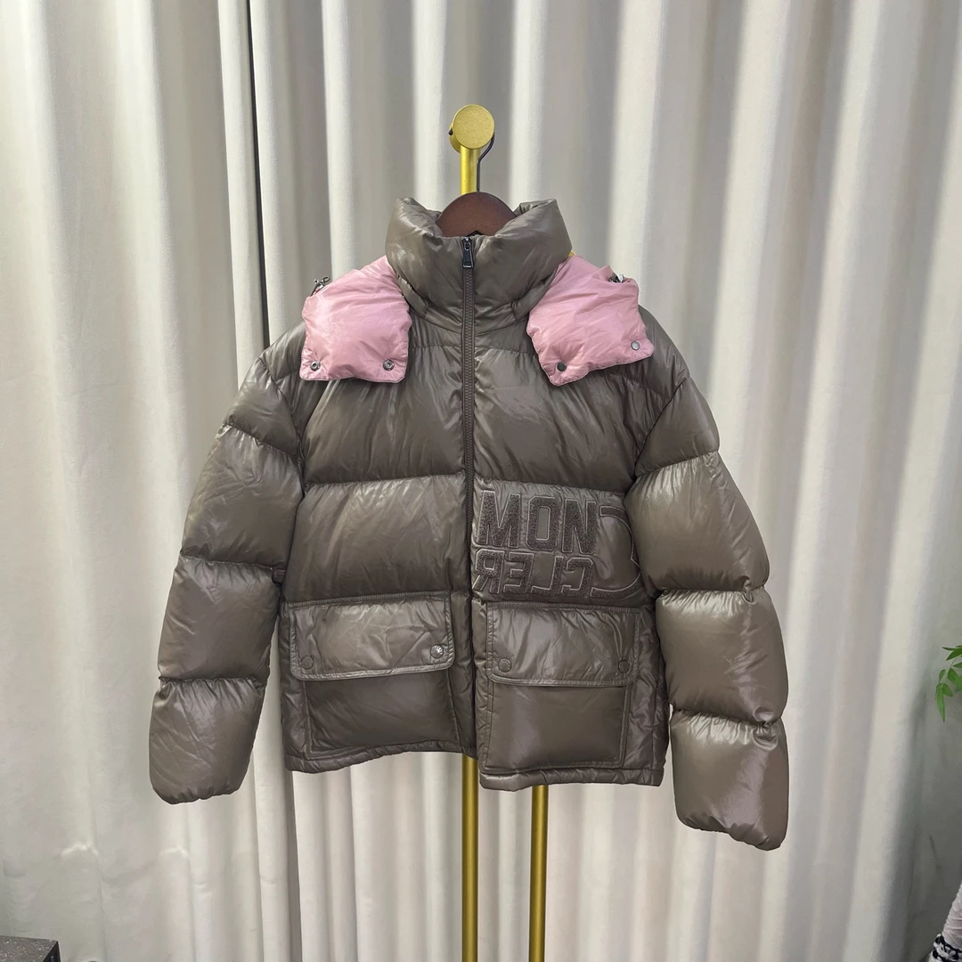 99新 MONCLER 玄色 Abbaye系列羽绒服 2码 99新