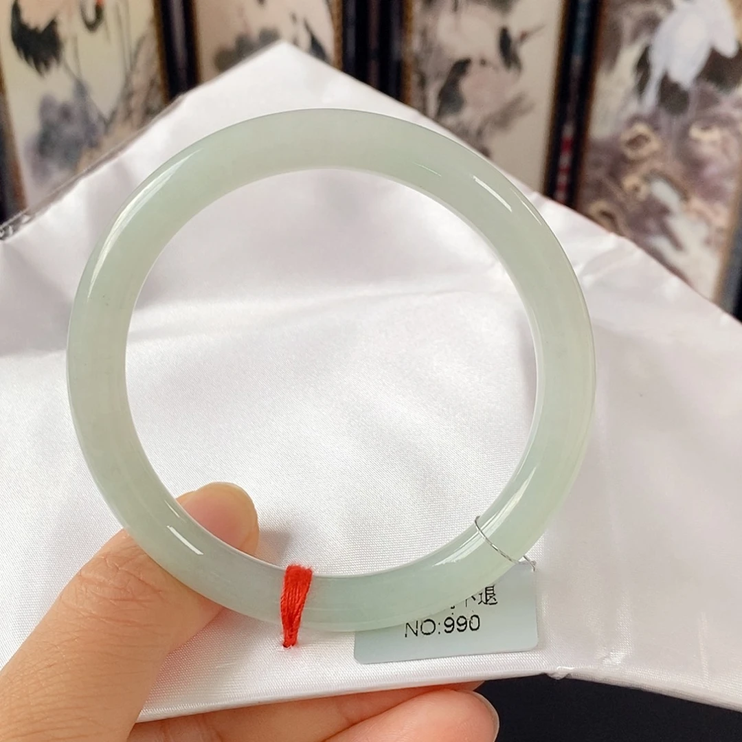 未镶嵌手镯（圆镯）翡翠手镯