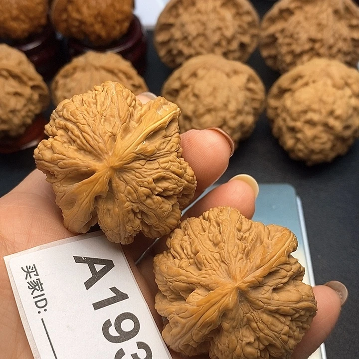吊坠文玩核桃粗筋4.4