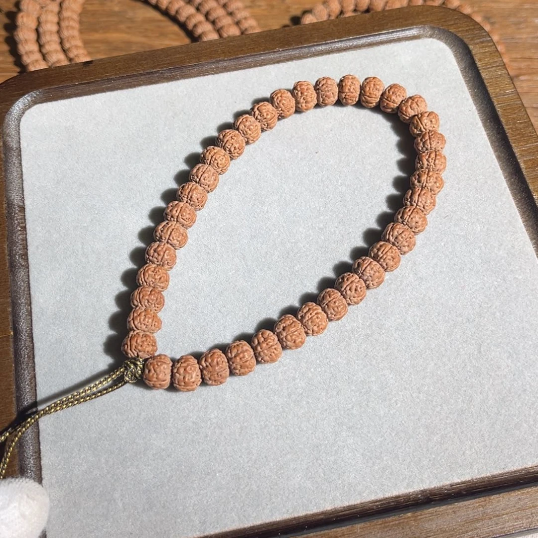 吊坠金刚菩提纯血老树王手持