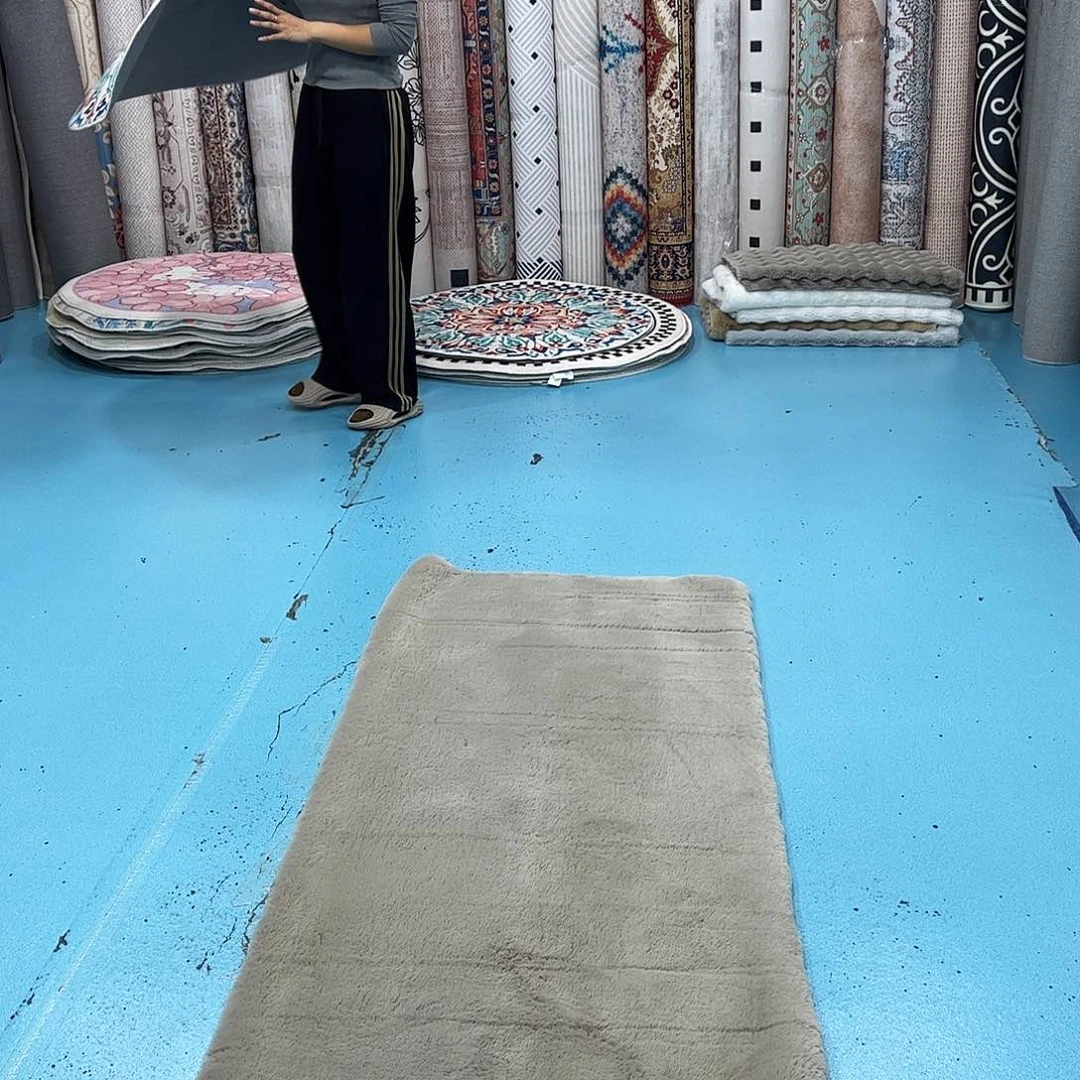 混纺80×180误差±1-3cm麂皮绒仿兔毛特价福利