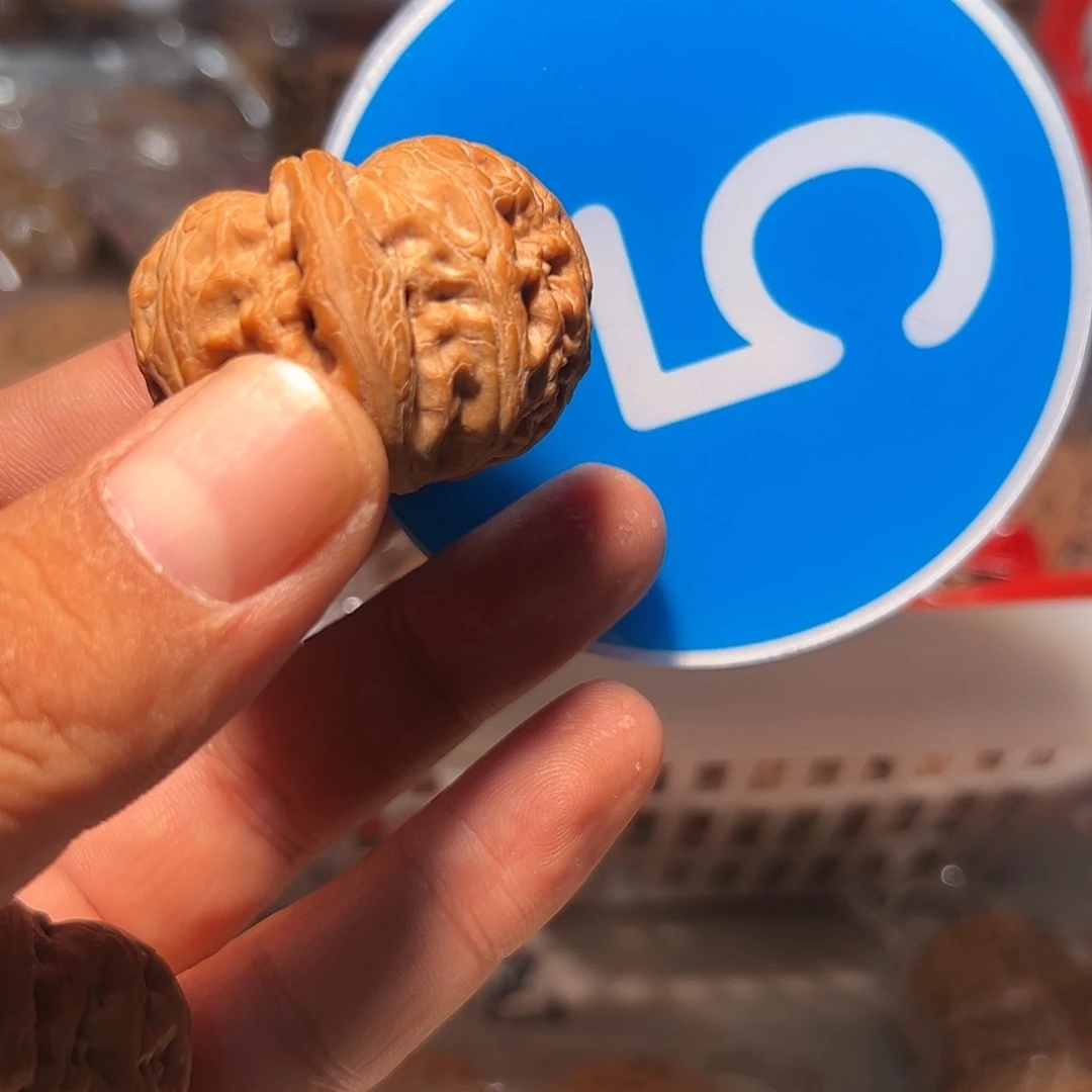 云***文玩核桃，蓝色005号