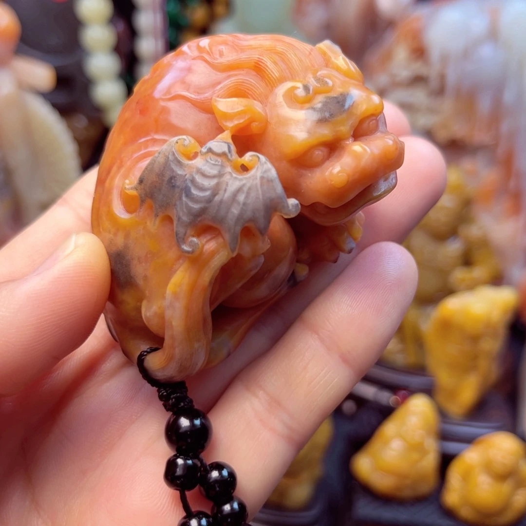 寿山石貔貅手玩件