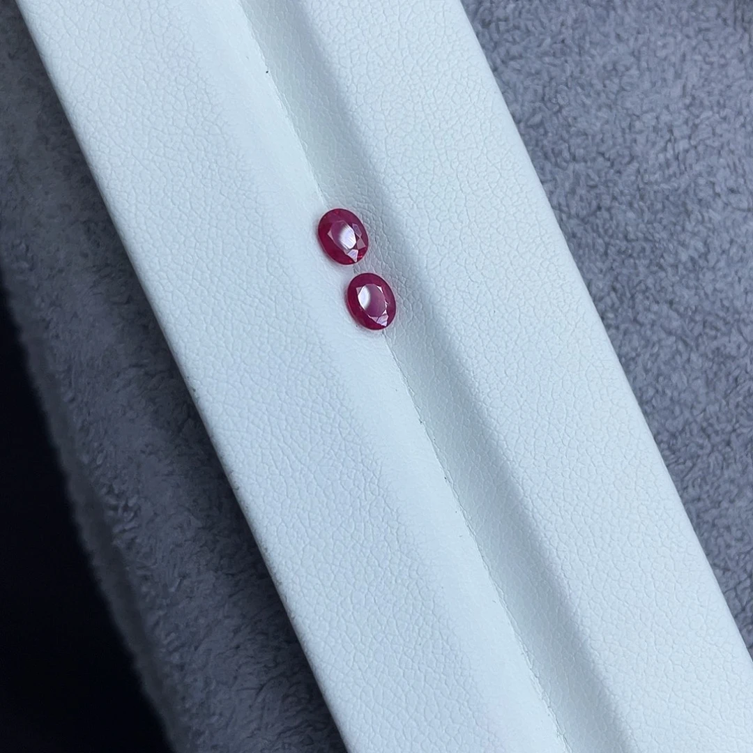 用***2红宝石裸石一对0.77Ct