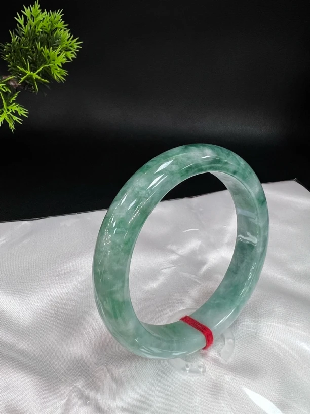 24特色飘花正圈57.4-11.8-8.8