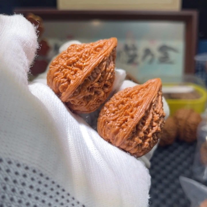 卷***～文玩核桃吊坠塔尖