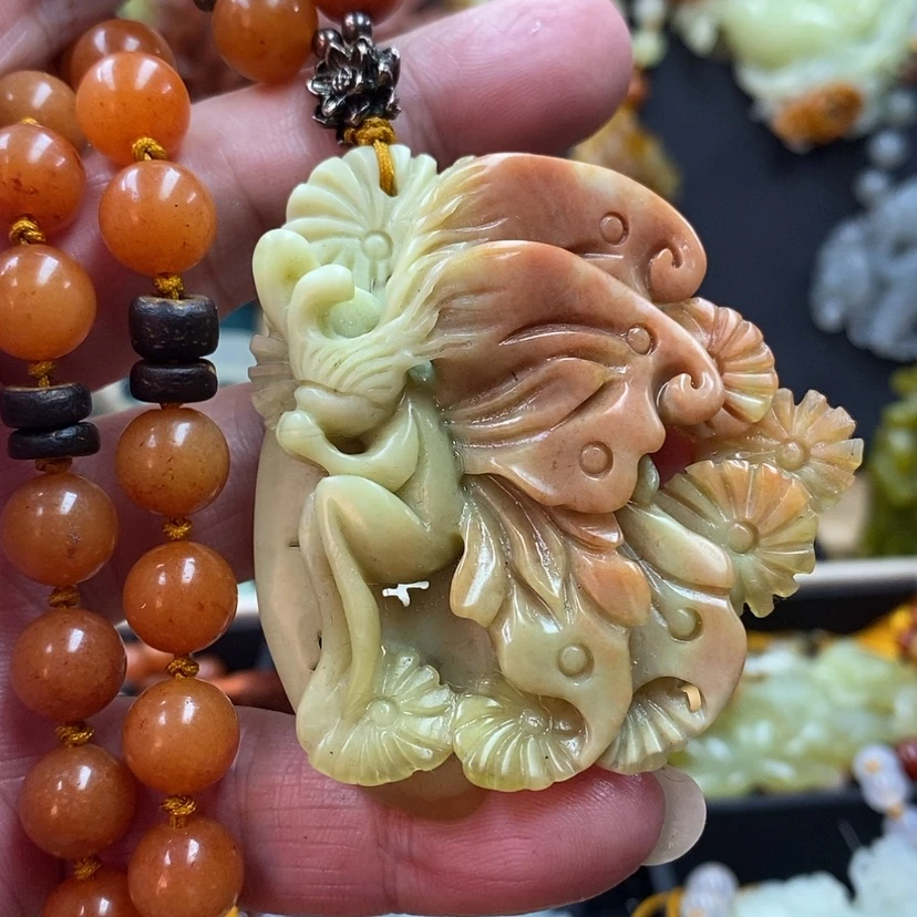 【闪购商品】蛇纹石玉吊坠未镶嵌