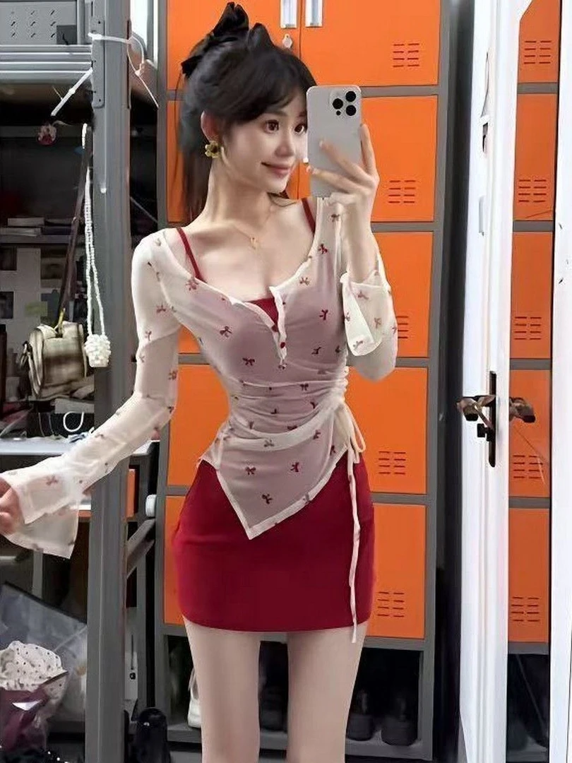 纯欲辣妹套装红色吊带连衣裙女夏季甜美长袖不规则防晒罩衫两件套