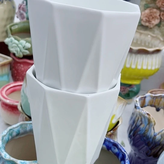 多肉绿植陶瓷花盆9.9包邮，有空