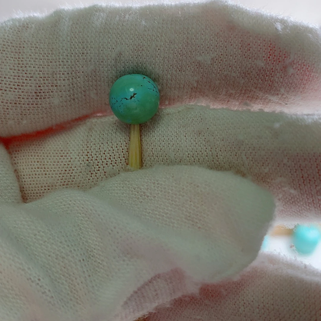 绿松石未镶嵌挂件