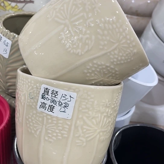 多肉绿植陶瓷花盆9.9包邮，有孔
