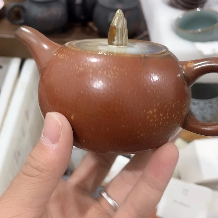 陶瓷茶具全部清清完回家过年