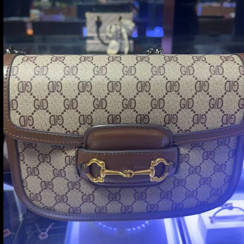 0818咖啡色2024新款时尚百搭潮流轻奢经典同款猪鼻子包包