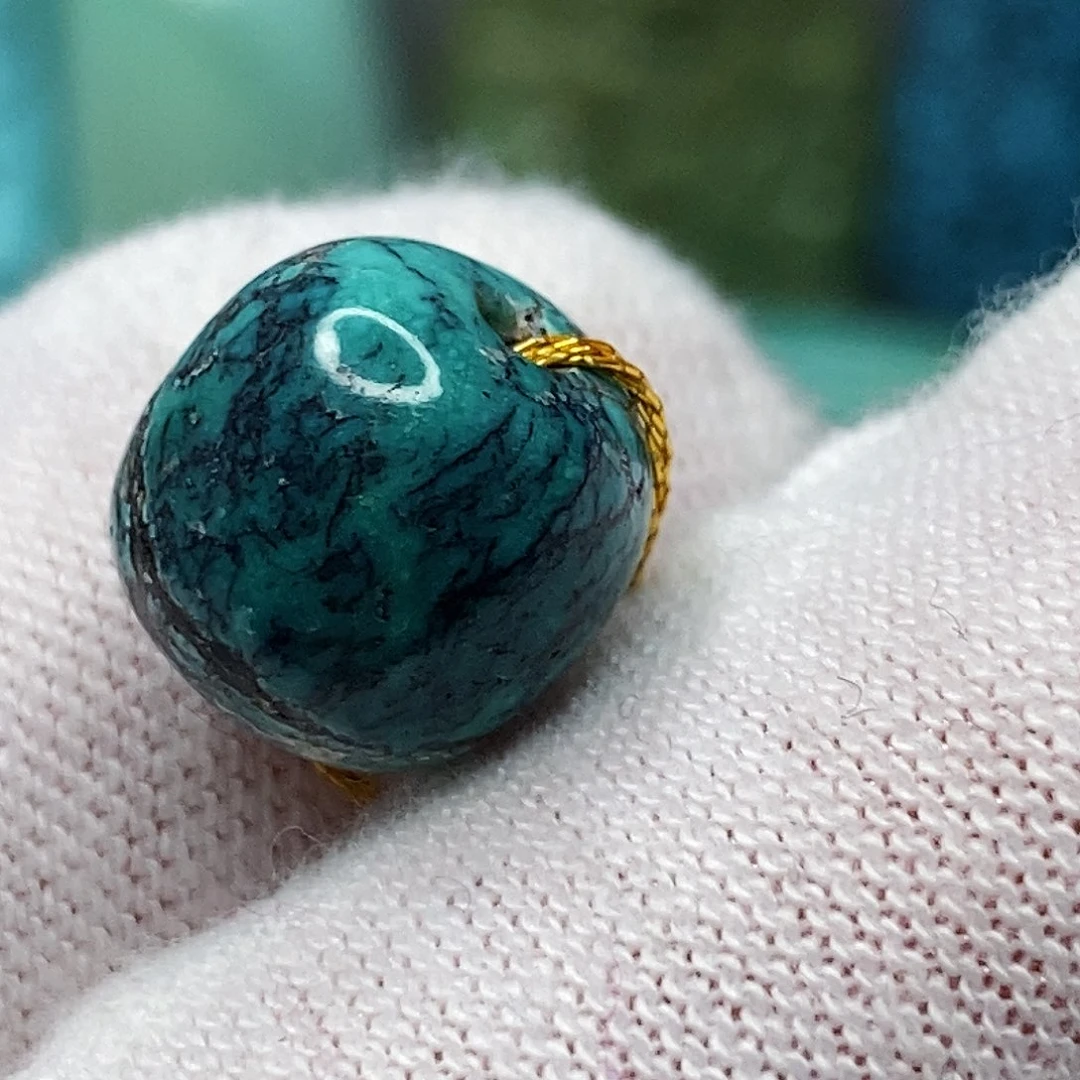 绿松石未镶嵌天然原矿 带武汉地大证书