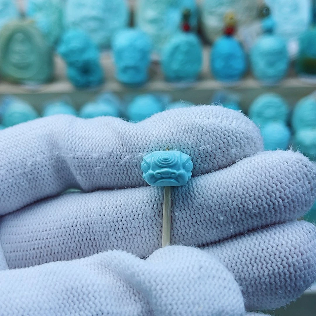 未镶嵌绿松石珠宝奇石