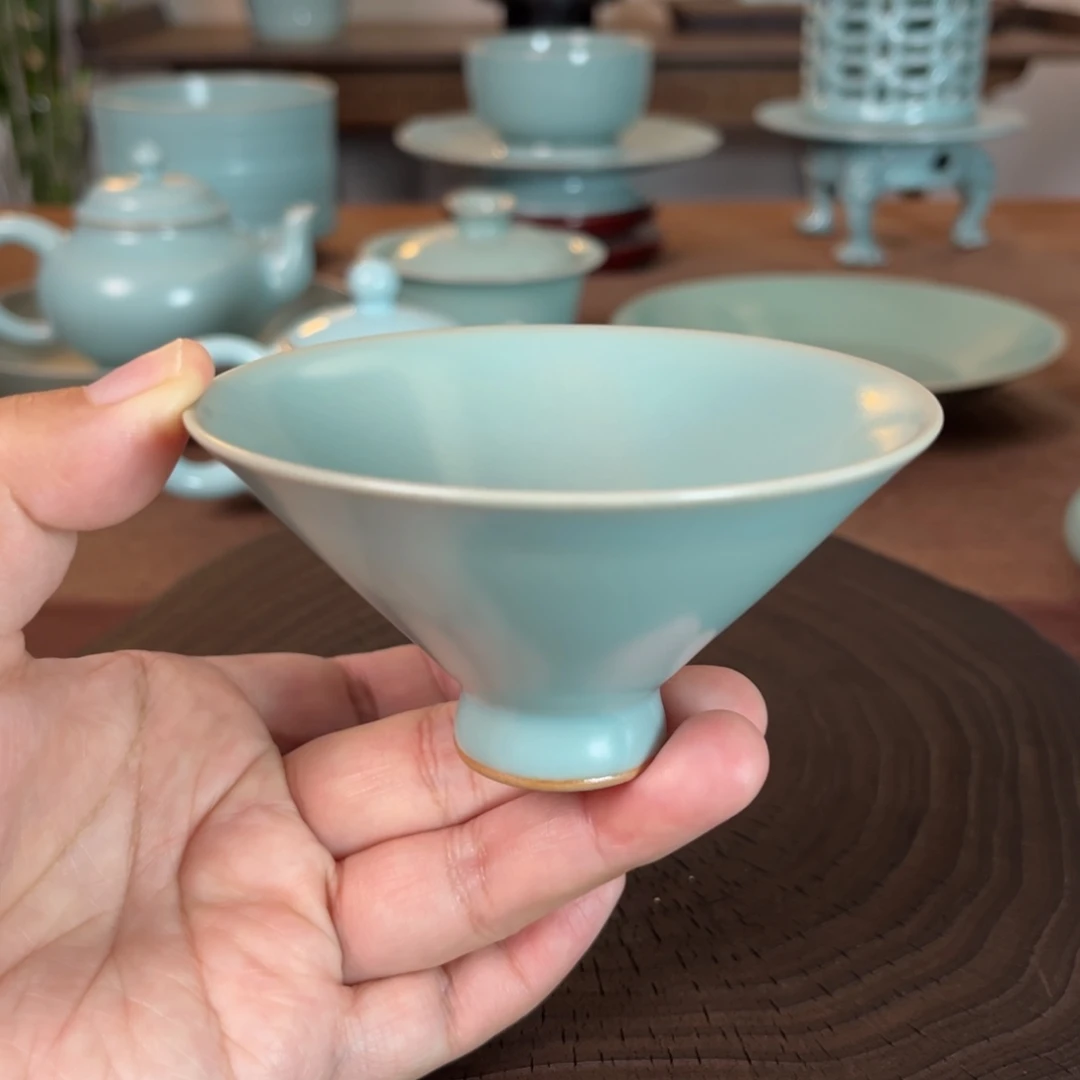 微瑕斗笠杯原矿汝官窑作品