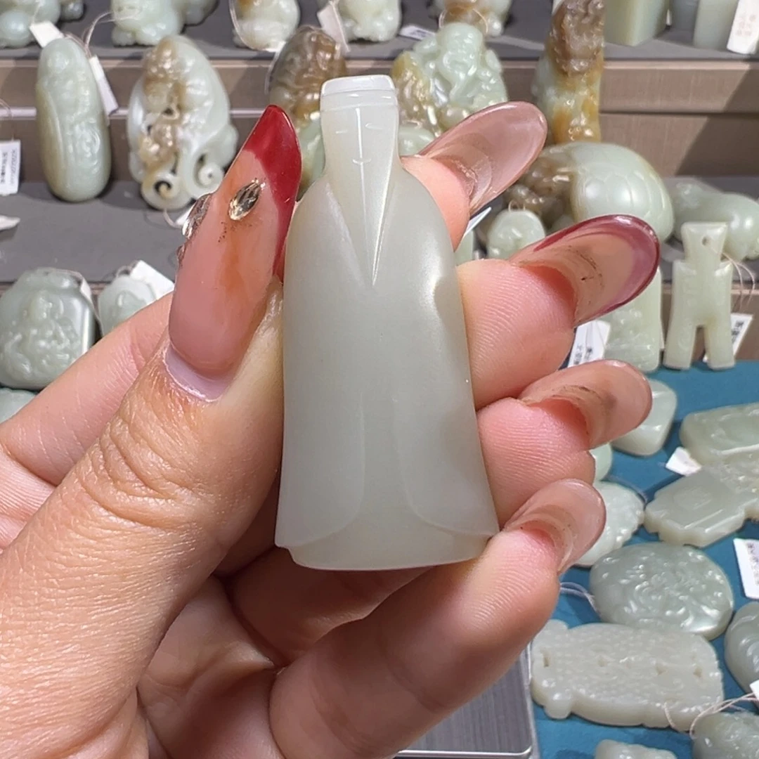 和田玉（糖玉）未镶嵌颈饰