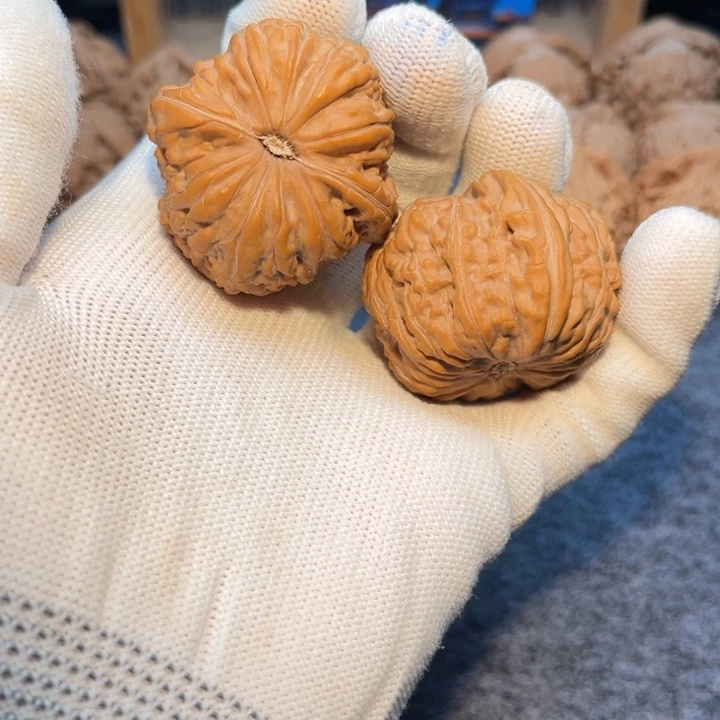 给***0吊坠文玩核桃平底锅