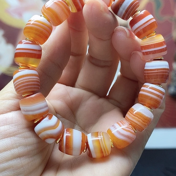 玛瑙/玉髓颈饰合金