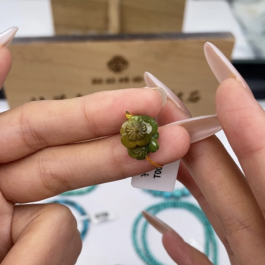 绿松石未镶嵌珠宝半成品