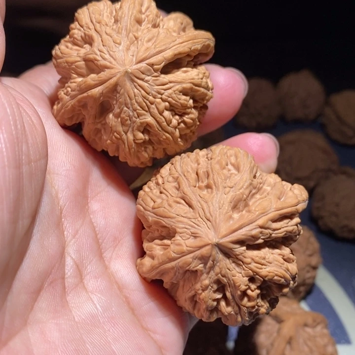 吊坠文玩核桃大粗筋