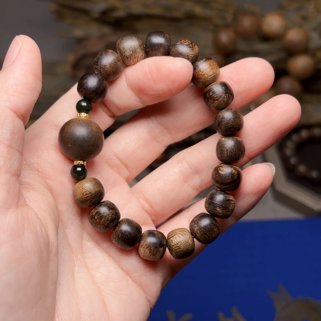 沉香手串越南芽庄白棋白棋楠瘤疤1.0➕绿棋瘤疤单珠1.5