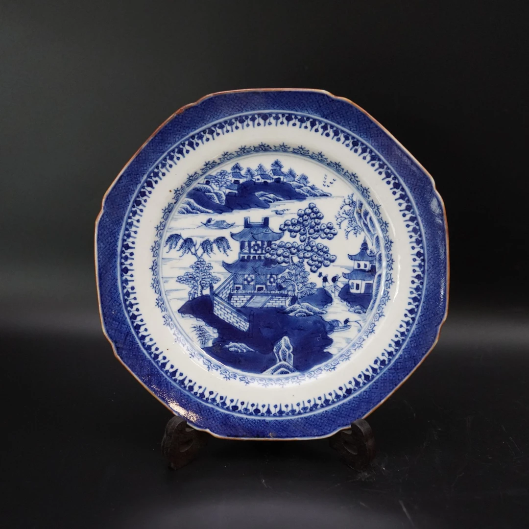 Lot.25072787-2清乾隆青花山水亭台楼阁纹八方赏盘直径约23.5cm