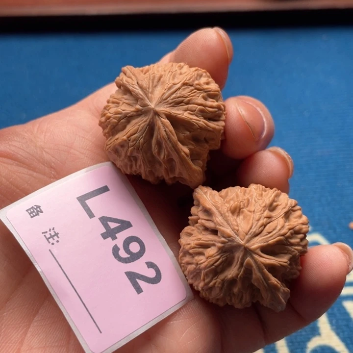 文玩核桃把件磨盘