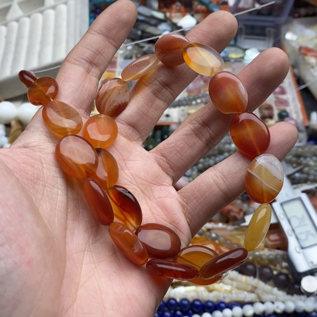 玛瑙/玉髓未镶嵌珠宝半成品一条微瑕天然13×18红玛瑙椭圆A93
