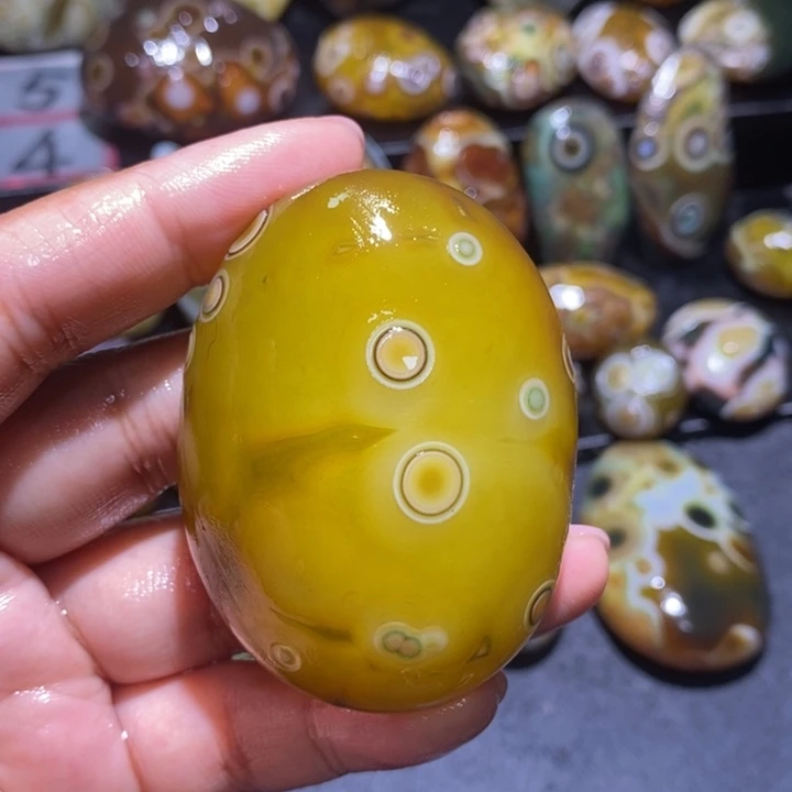 玛瑙/玉髓未镶嵌珠宝奇石69