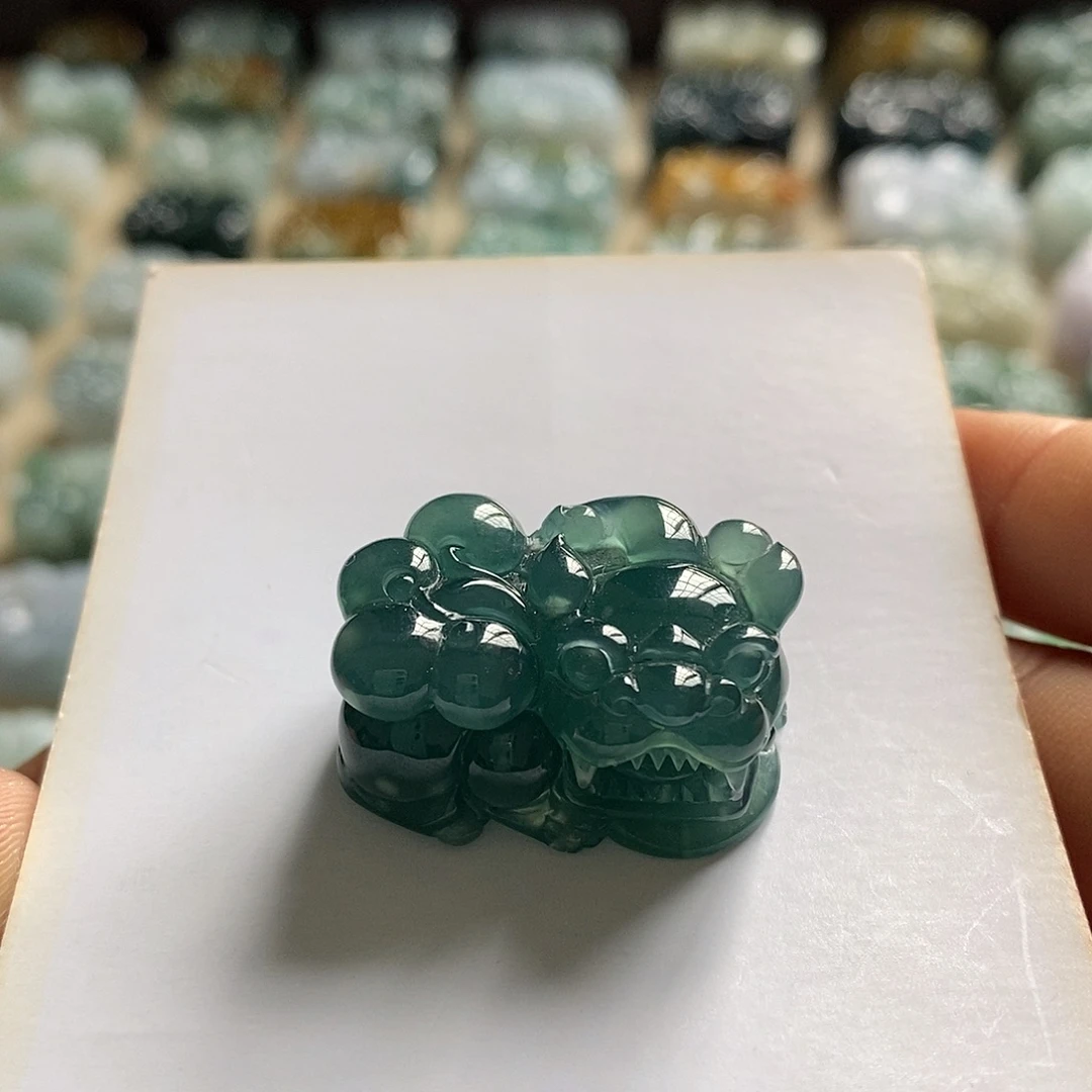 颈饰未镶嵌翡翠天然翡翠貔貅吊坠