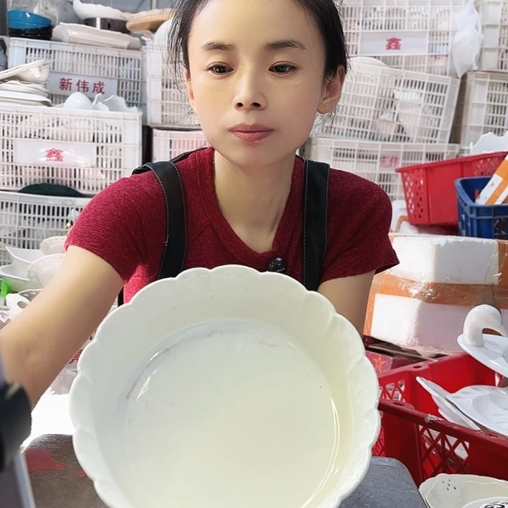 盘微瑕产品………沙拉碗两个