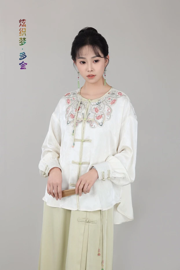 炫织梦多金25宽松大版型重工云肩刺绣流苏缎面对襟外套开衫7952