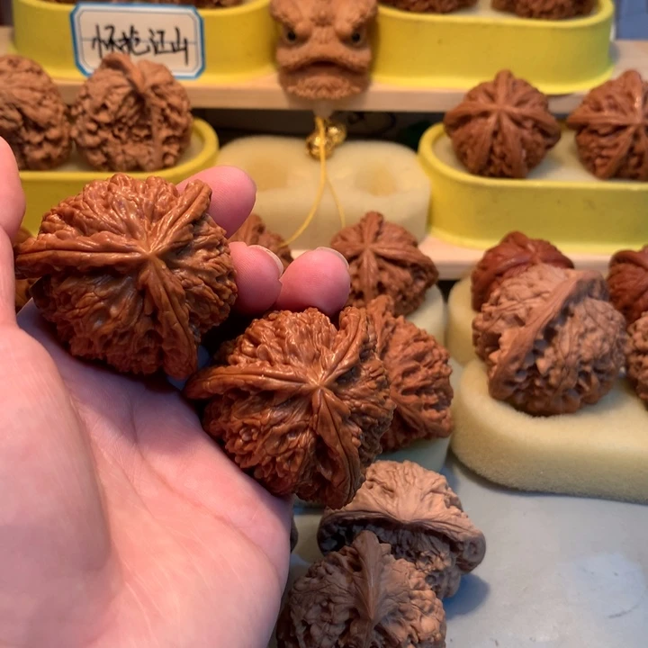 文玩核桃吊坠S**nRrtyyyhhhh