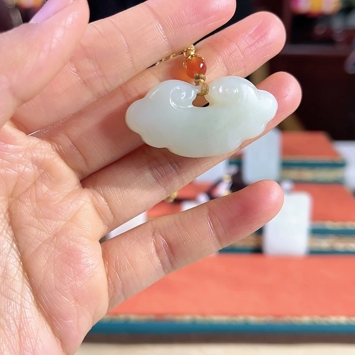 和田玉吊坠未镶嵌