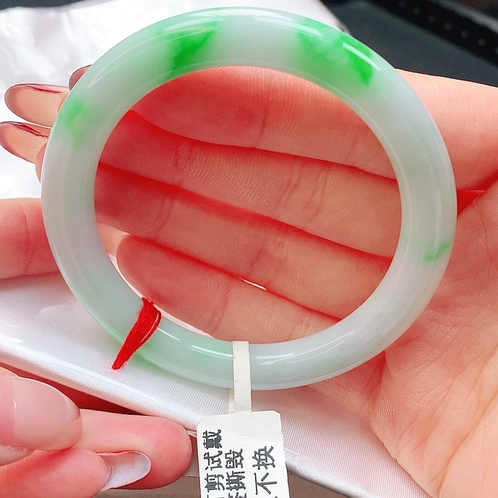 翡翠手镯未镶嵌52美人条