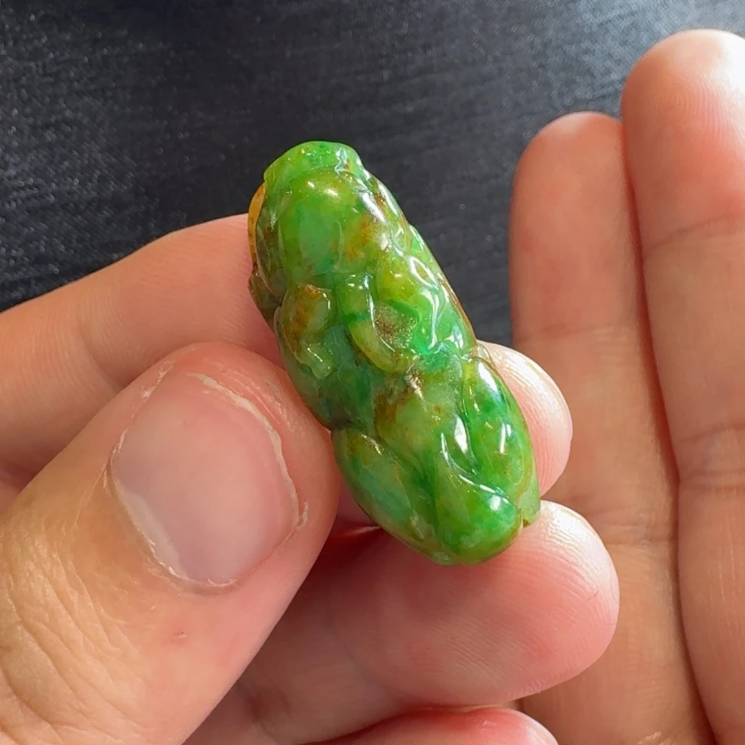 定制翡翠未镶嵌嗯*貔貅