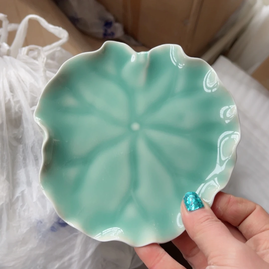 瓷片哈哈哈哈就哈哈哈哈哈哈