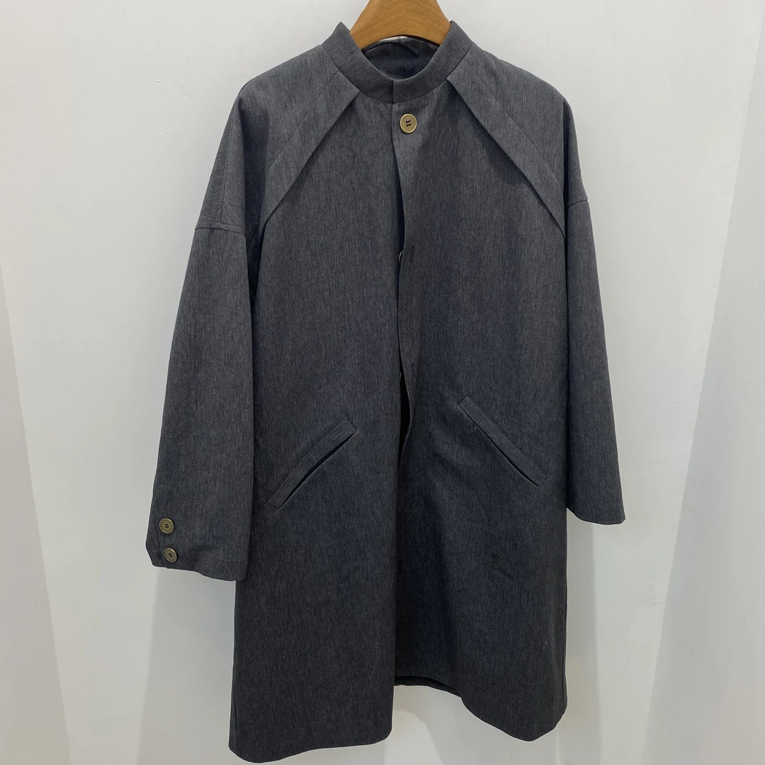 4112长款时尚风衣