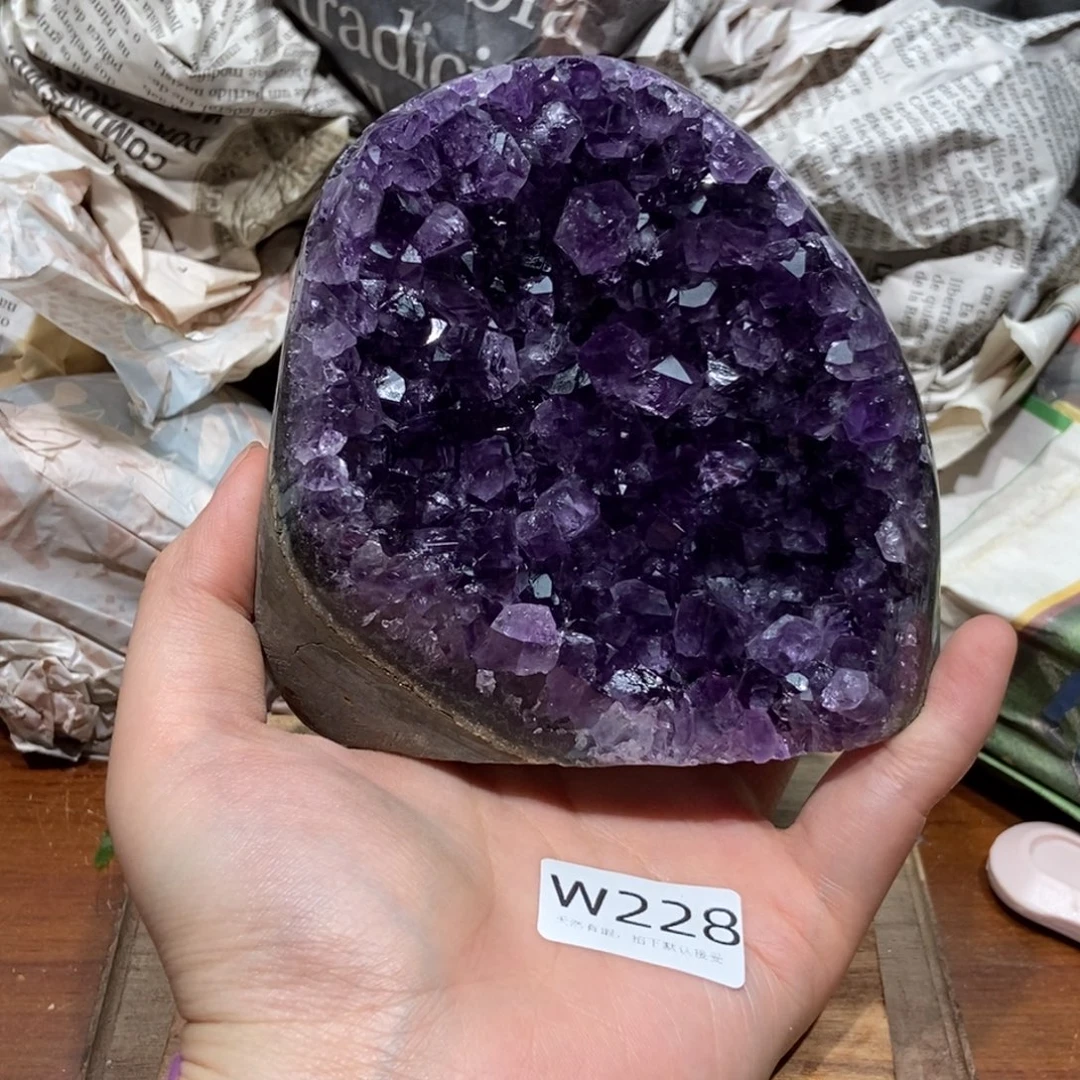 未镶嵌大型摆件（非配饰）水晶