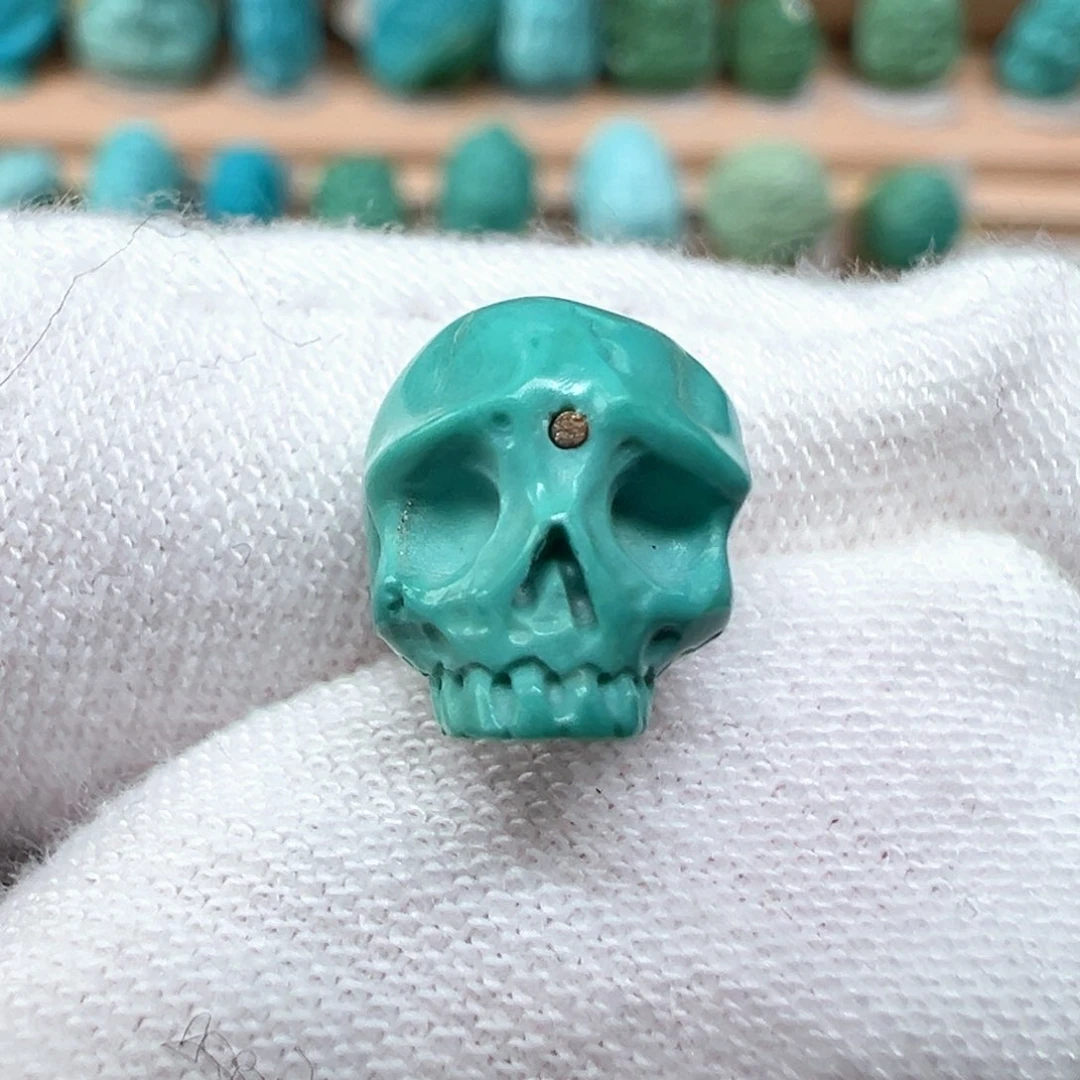 绿松石配饰未镶嵌