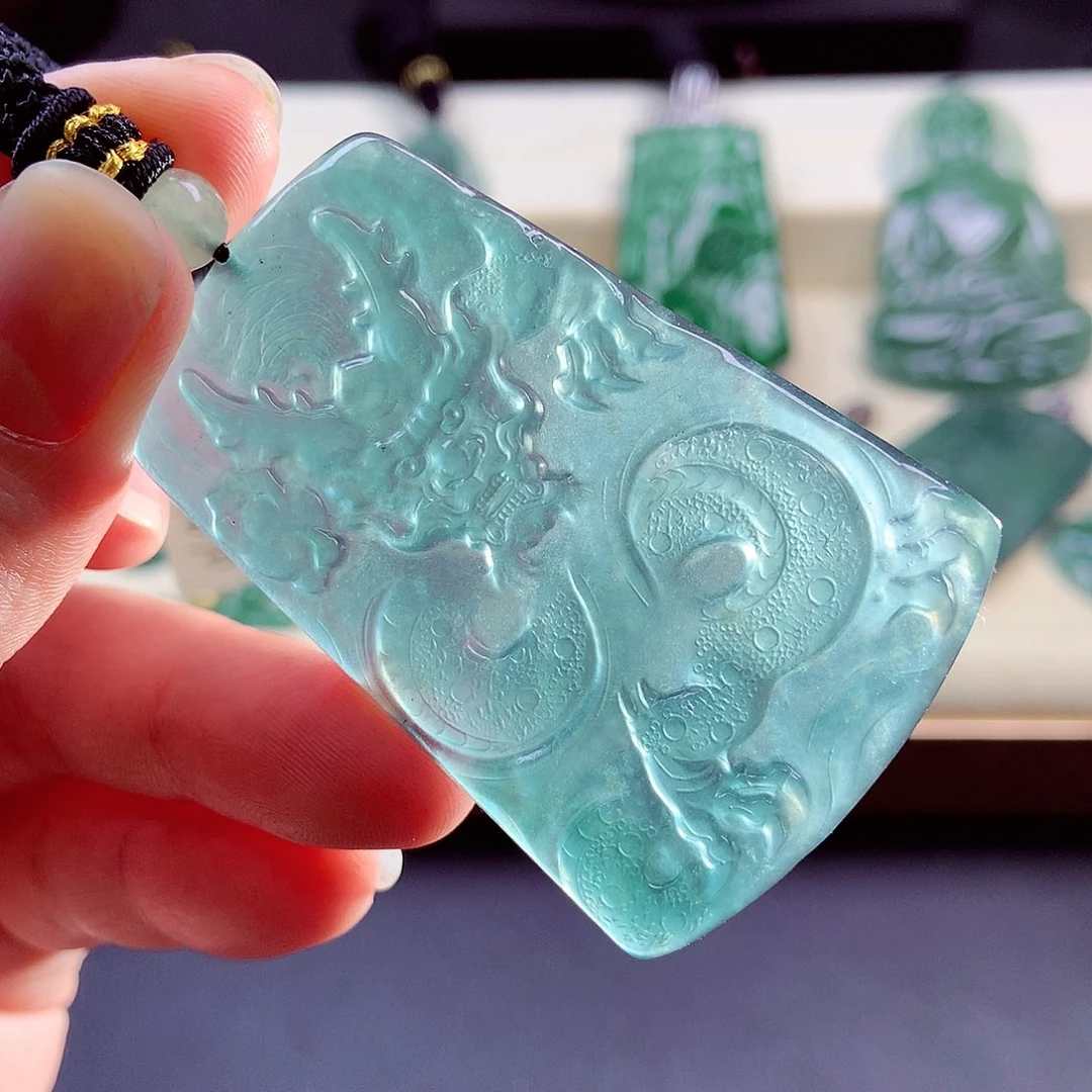 【闪购商品】颈饰未镶嵌翡翠天然