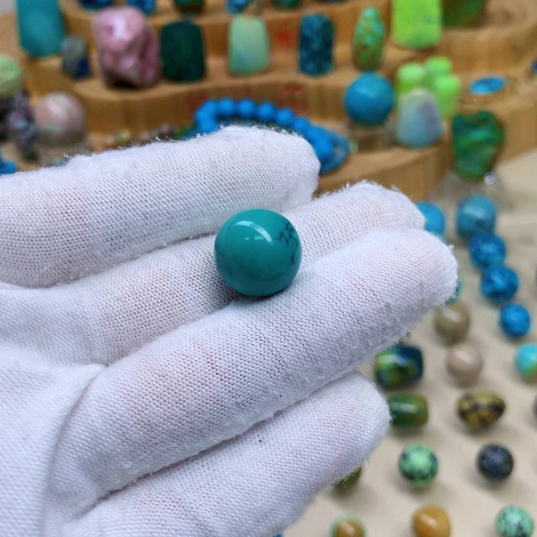 绿松石未镶嵌三彩随行